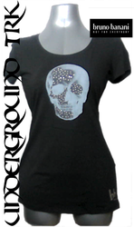 Skull mit Nieten Skull mit Nieten